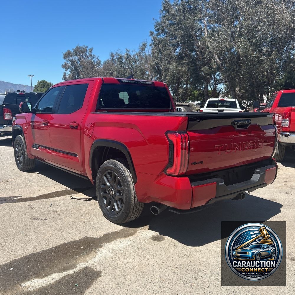 2024 Toyota Tundra Platinum HV