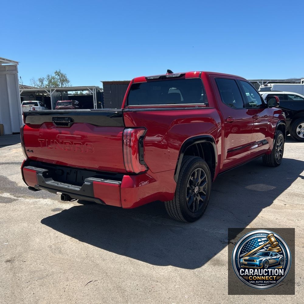2024 Toyota Tundra Platinum HV