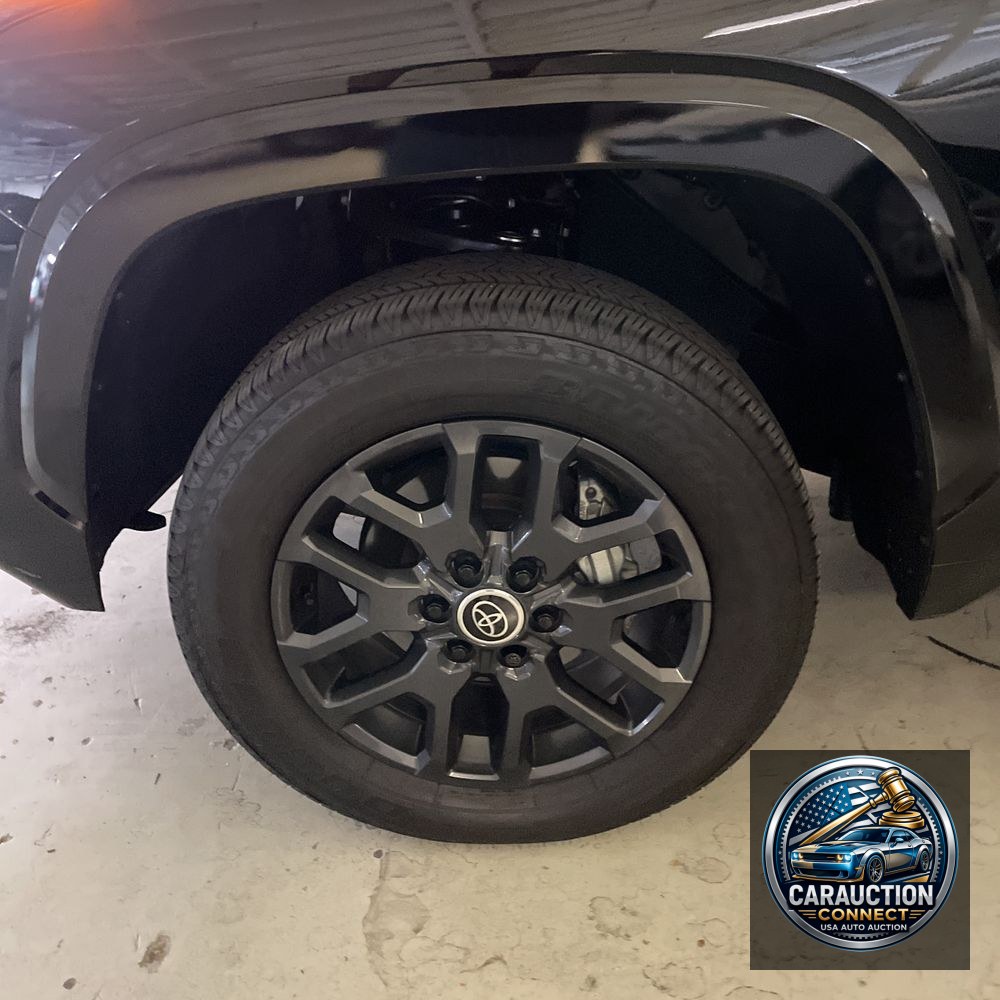 2024 Toyota Tundra Platinum HV