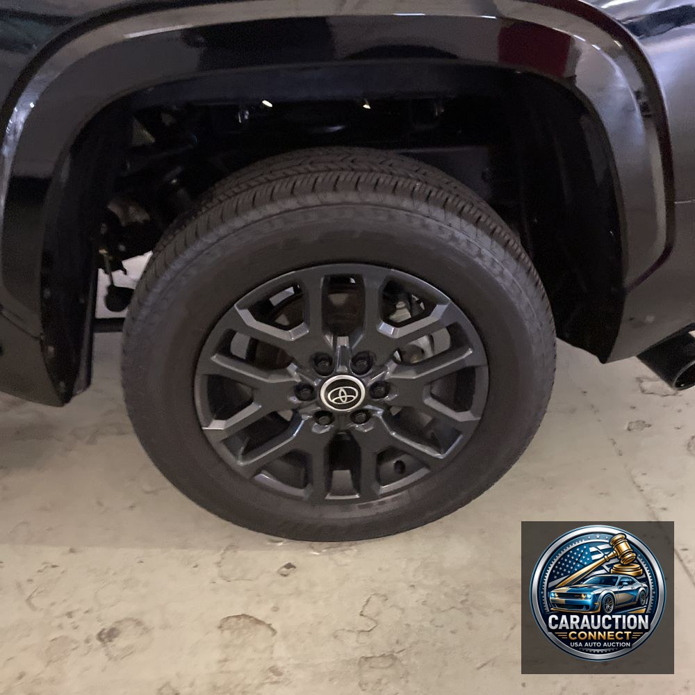 2024 Toyota Tundra Platinum HV