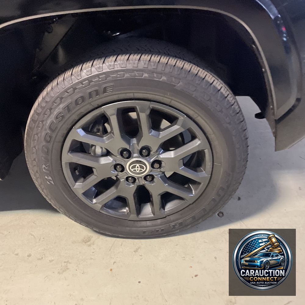2024 Toyota Tundra Platinum HV