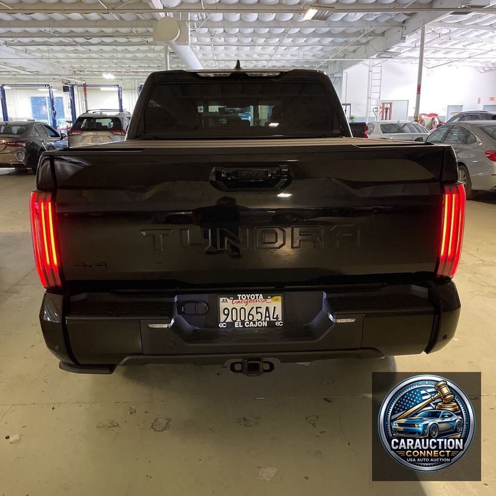 2024 Toyota Tundra Platinum HV