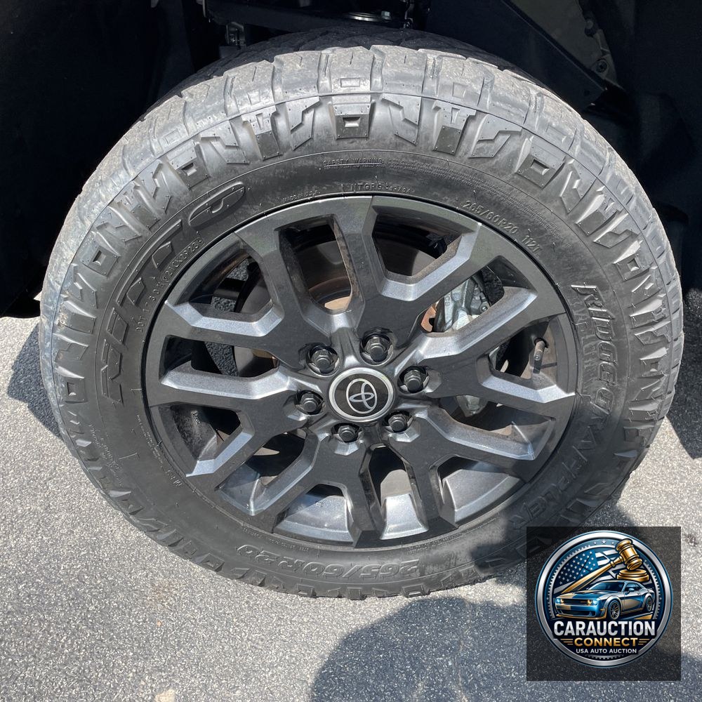 2024 Toyota Tundra Platinum HV