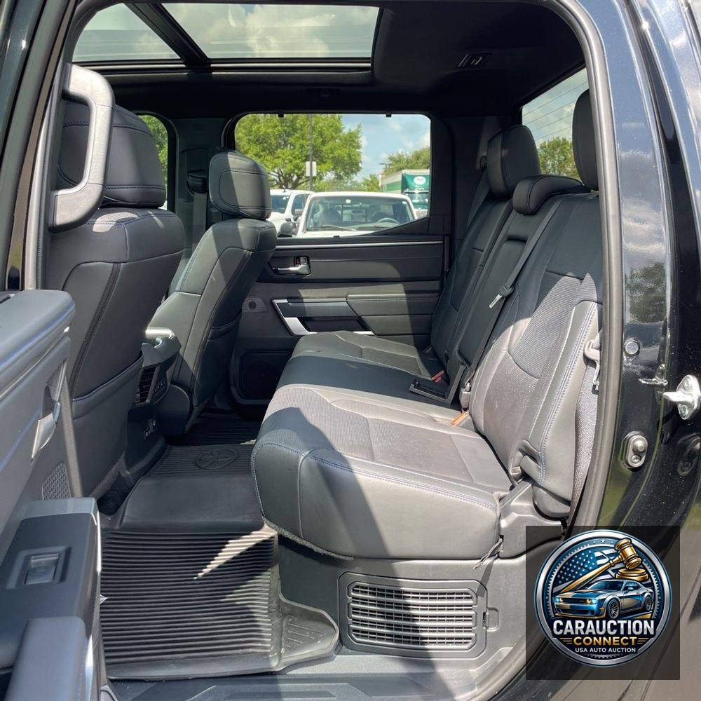2024 Toyota Tundra Platinum HV