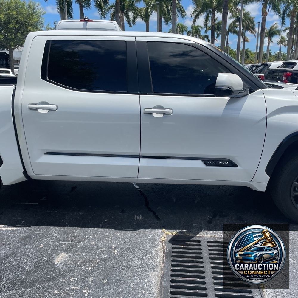 2024 Toyota Tundra Platinum HV