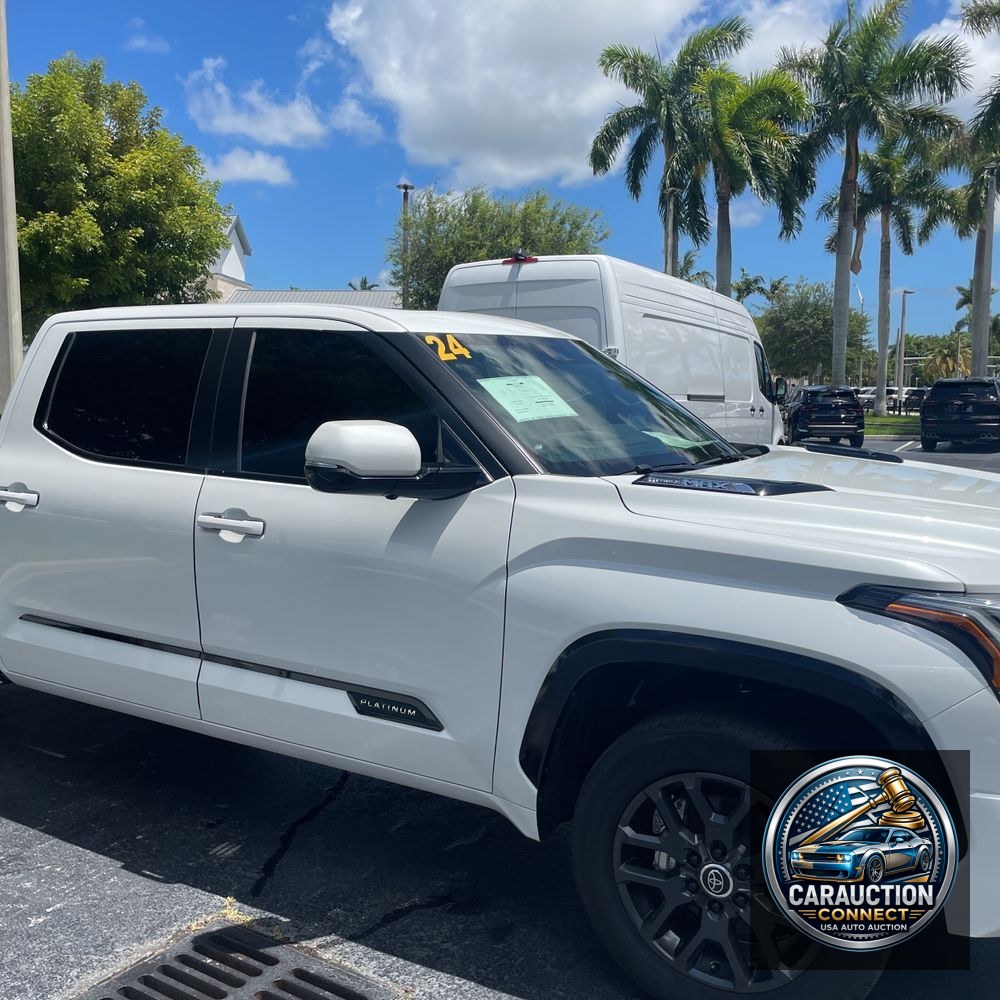 2024 Toyota Tundra Platinum HV