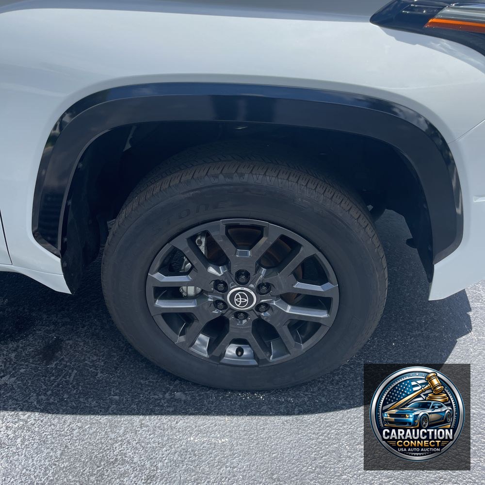 2024 Toyota Tundra Platinum HV