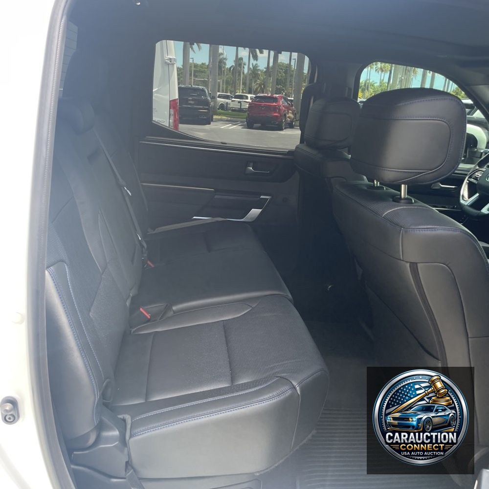 2024 Toyota Tundra Platinum HV