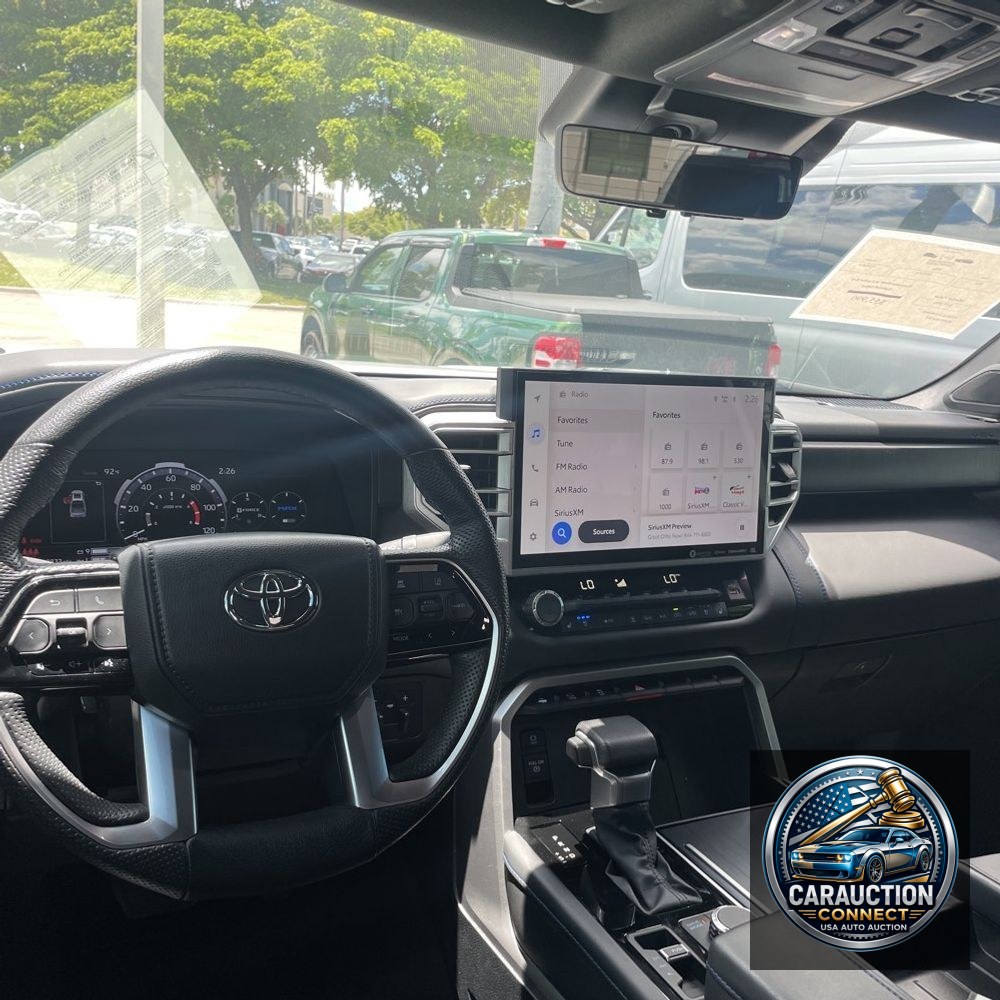 2024 Toyota Tundra Platinum HV