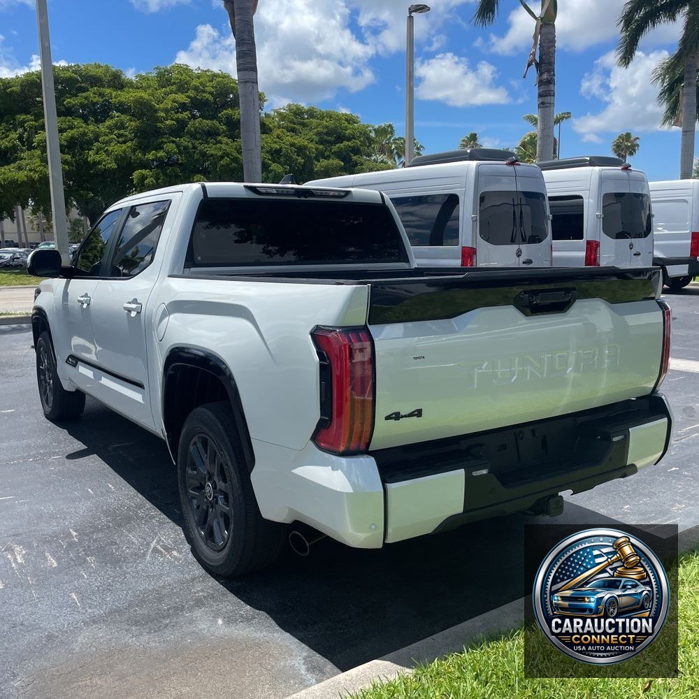 2024 Toyota Tundra Platinum HV