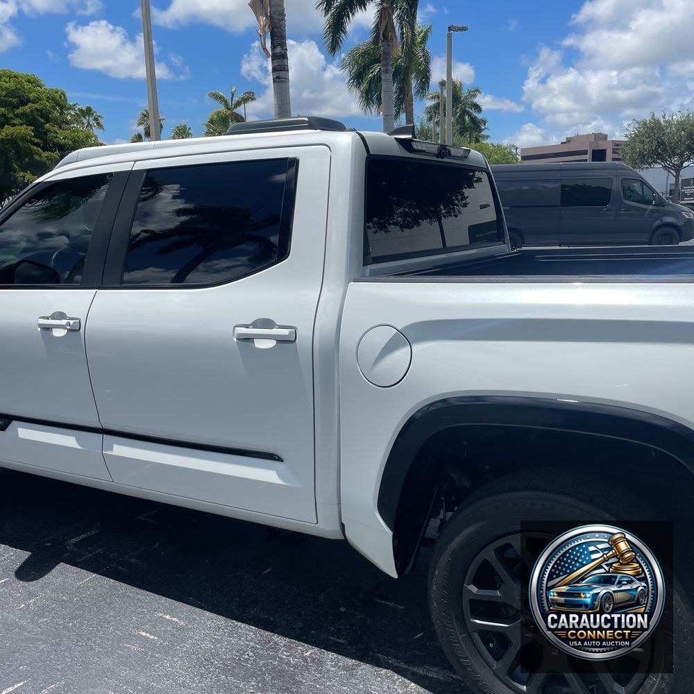 2024 Toyota Tundra Platinum HV