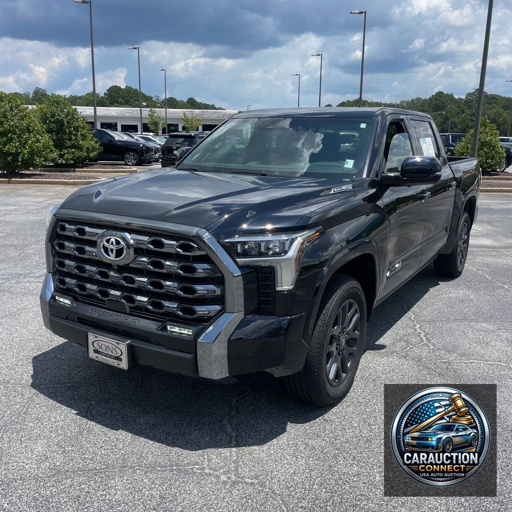 2025 Toyota Tundra Platinum HV