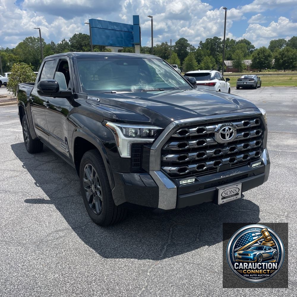 2025 Toyota Tundra Platinum HV