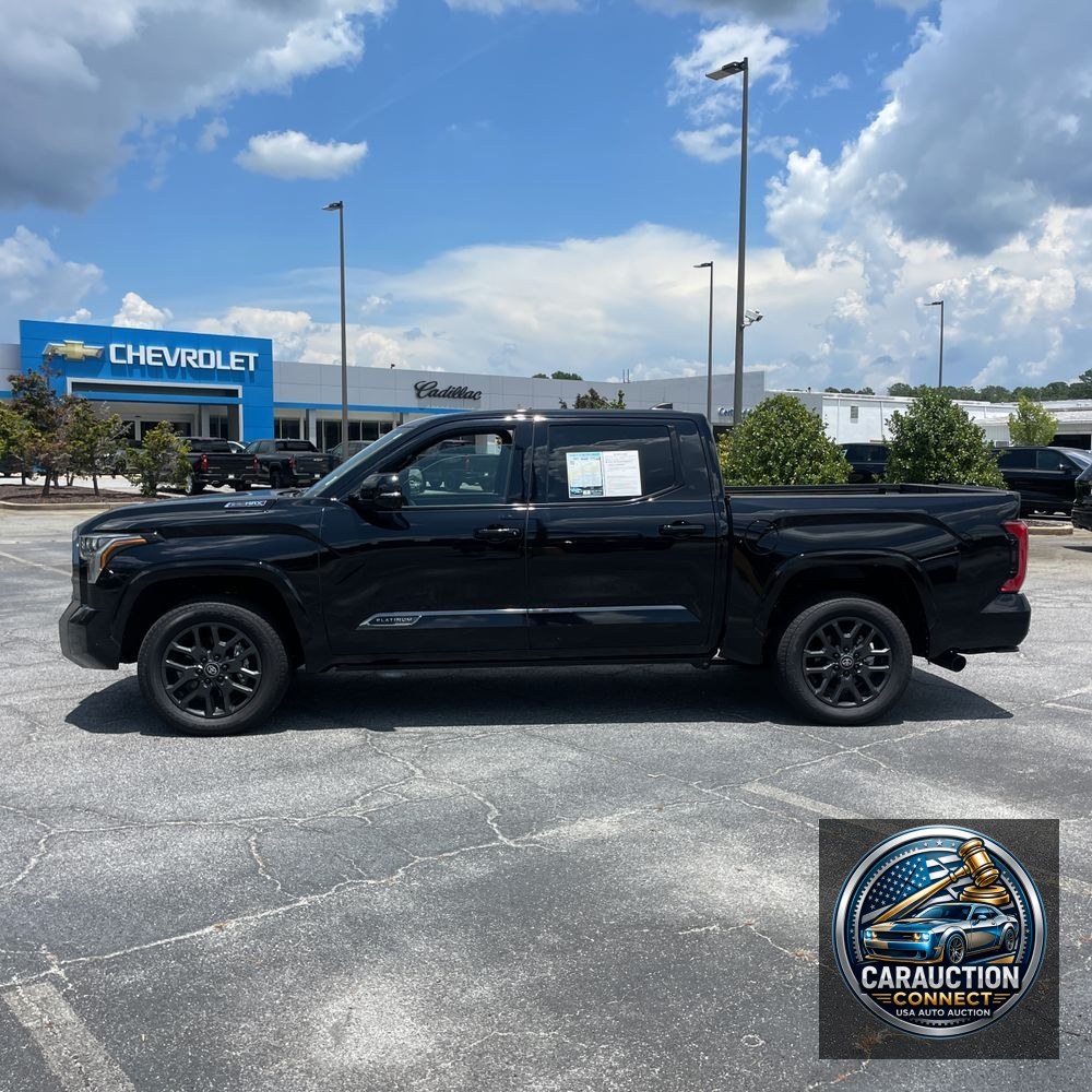 2025 Toyota Tundra Platinum HV