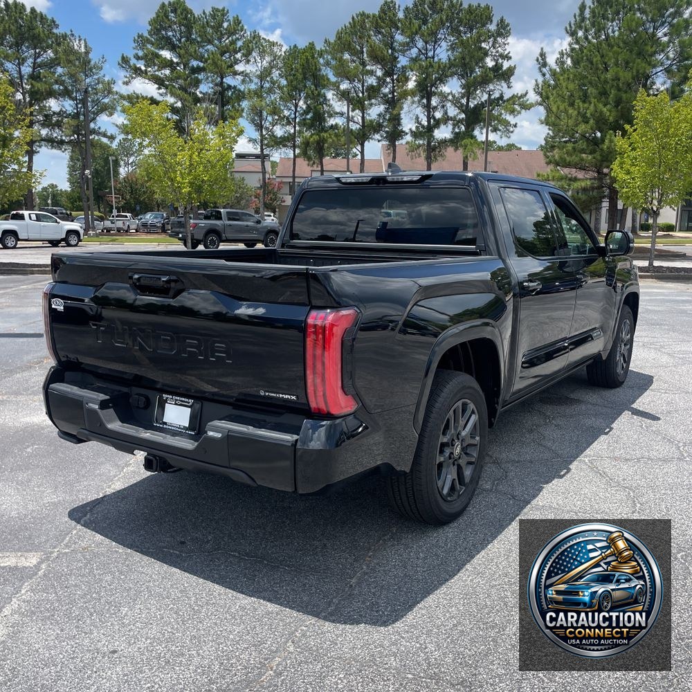 2025 Toyota Tundra Platinum HV