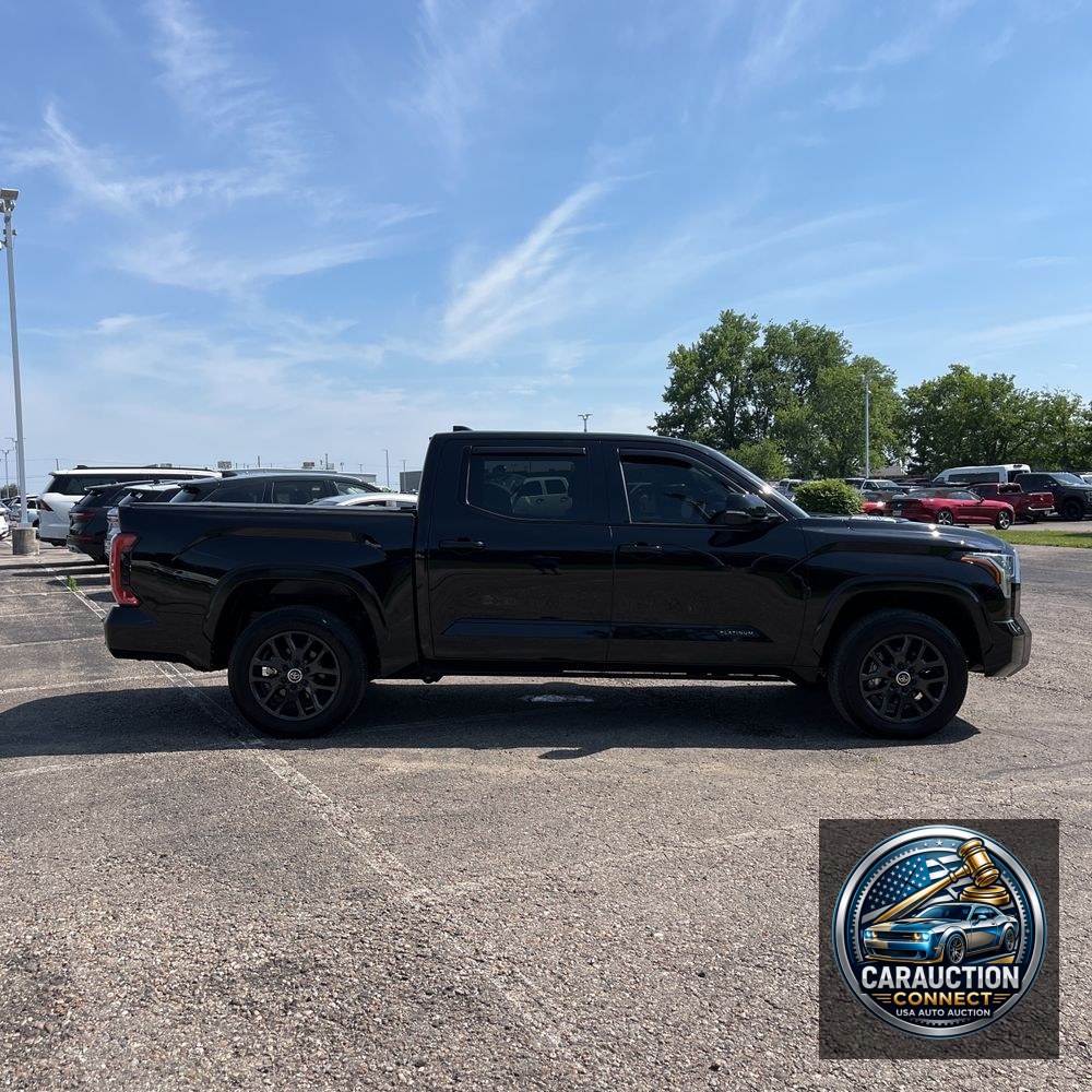 2024 Toyota Tundra Platinum HV