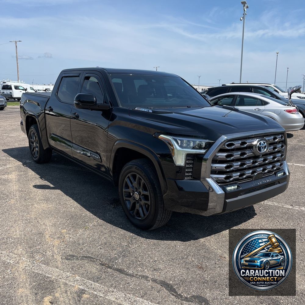 2024 Toyota Tundra Platinum HV