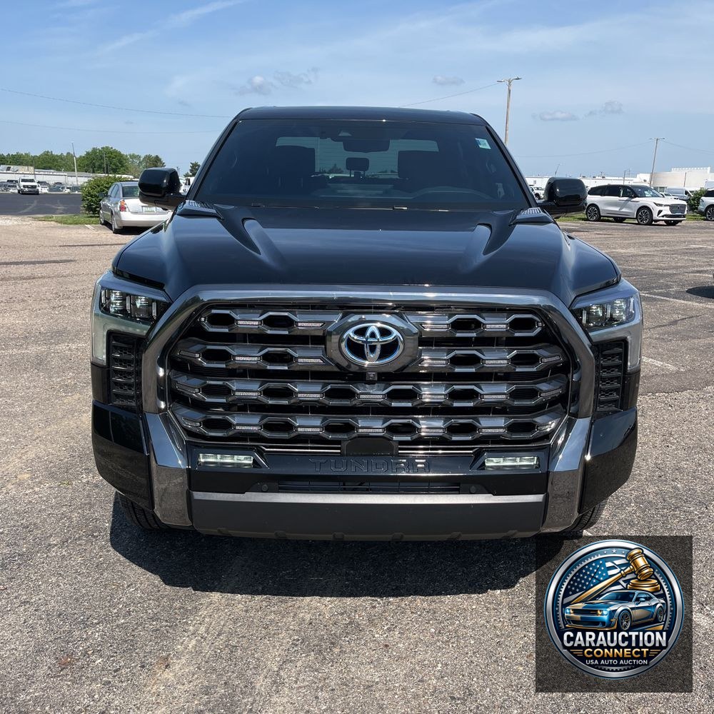 2024 Toyota Tundra Platinum HV