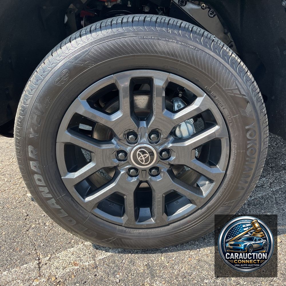 2024 Toyota Tundra Platinum HV