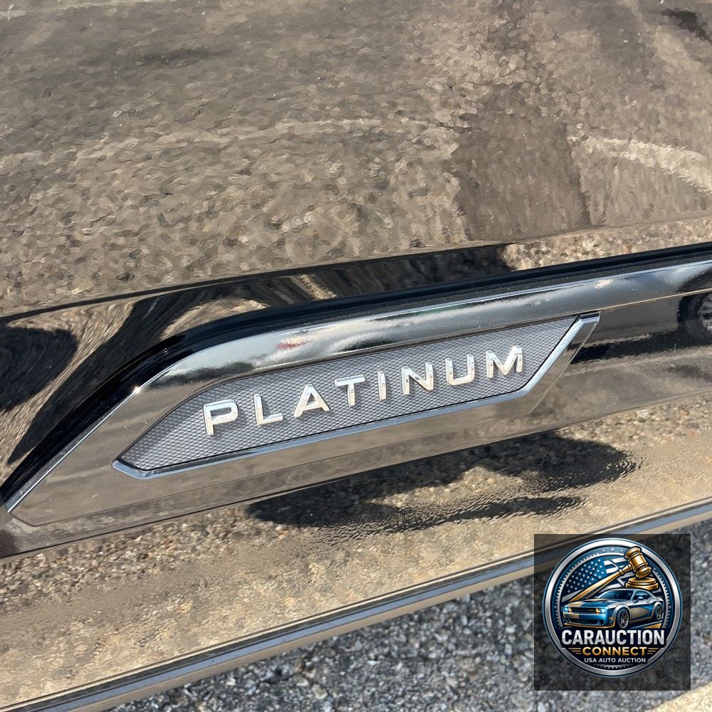 2024 Toyota Tundra Platinum HV