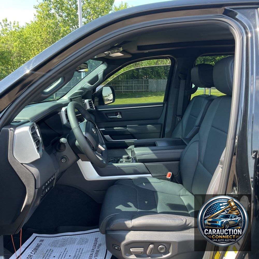2024 Toyota Tundra Platinum HV