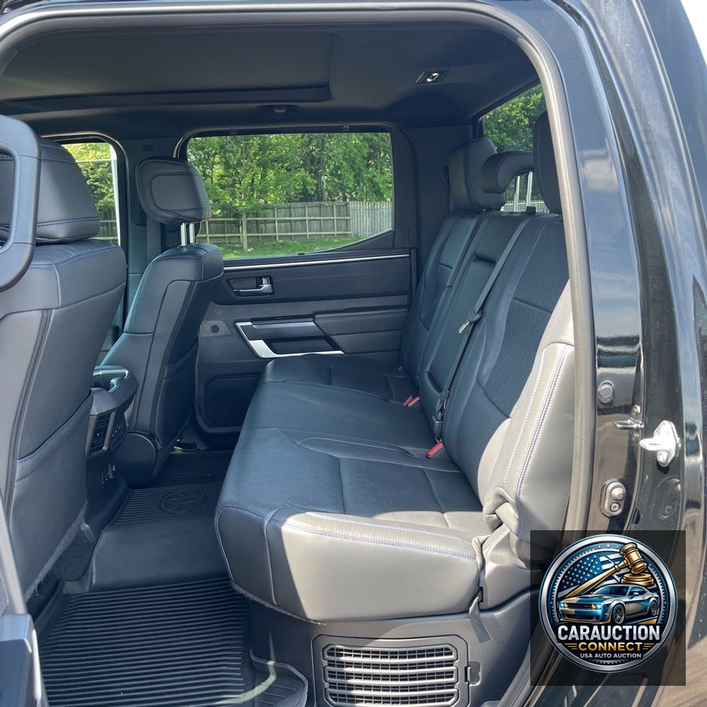 2024 Toyota Tundra Platinum HV