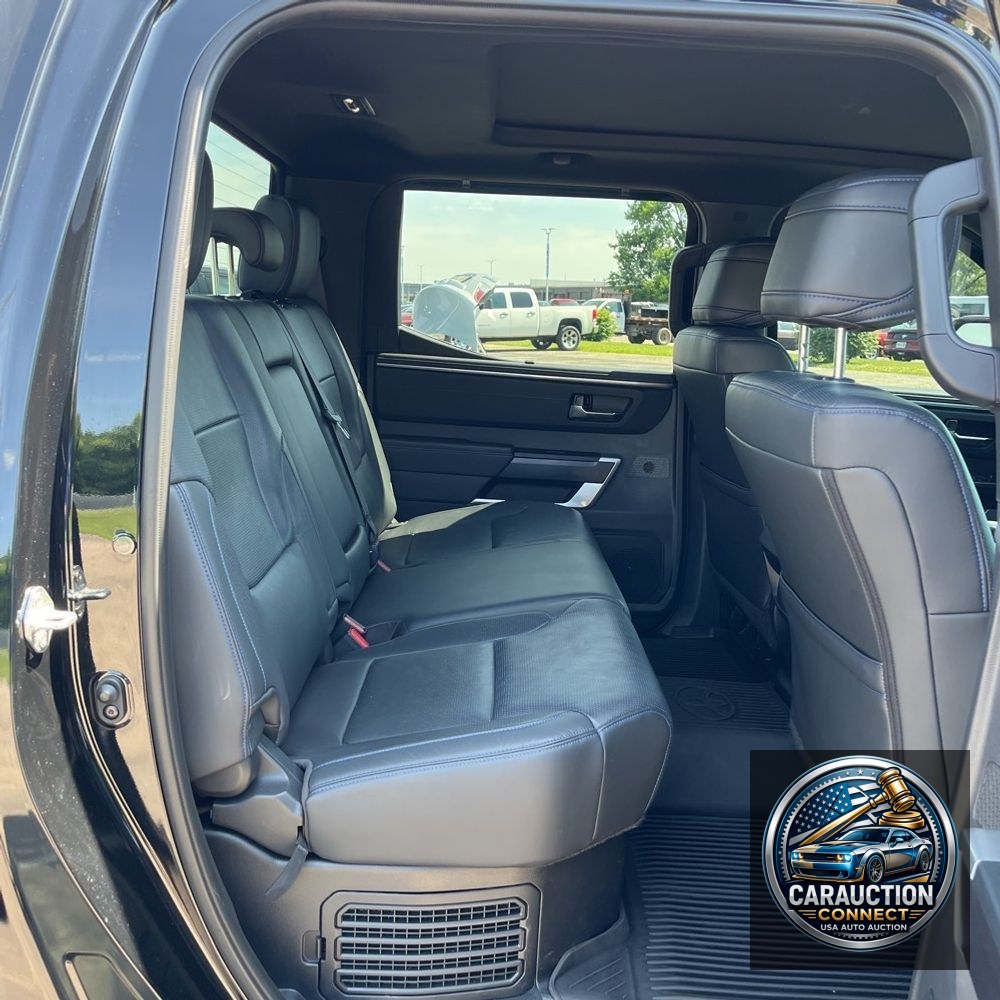 2024 Toyota Tundra Platinum HV