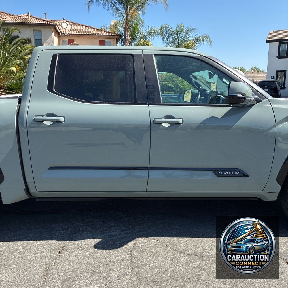 2024 Toyota Tundra Platinum HV