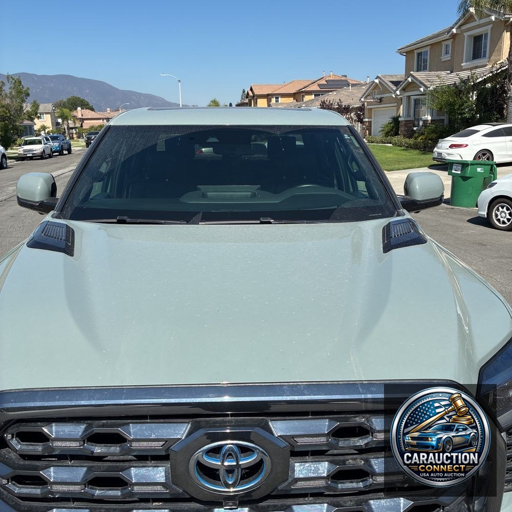 2024 Toyota Tundra Platinum HV
