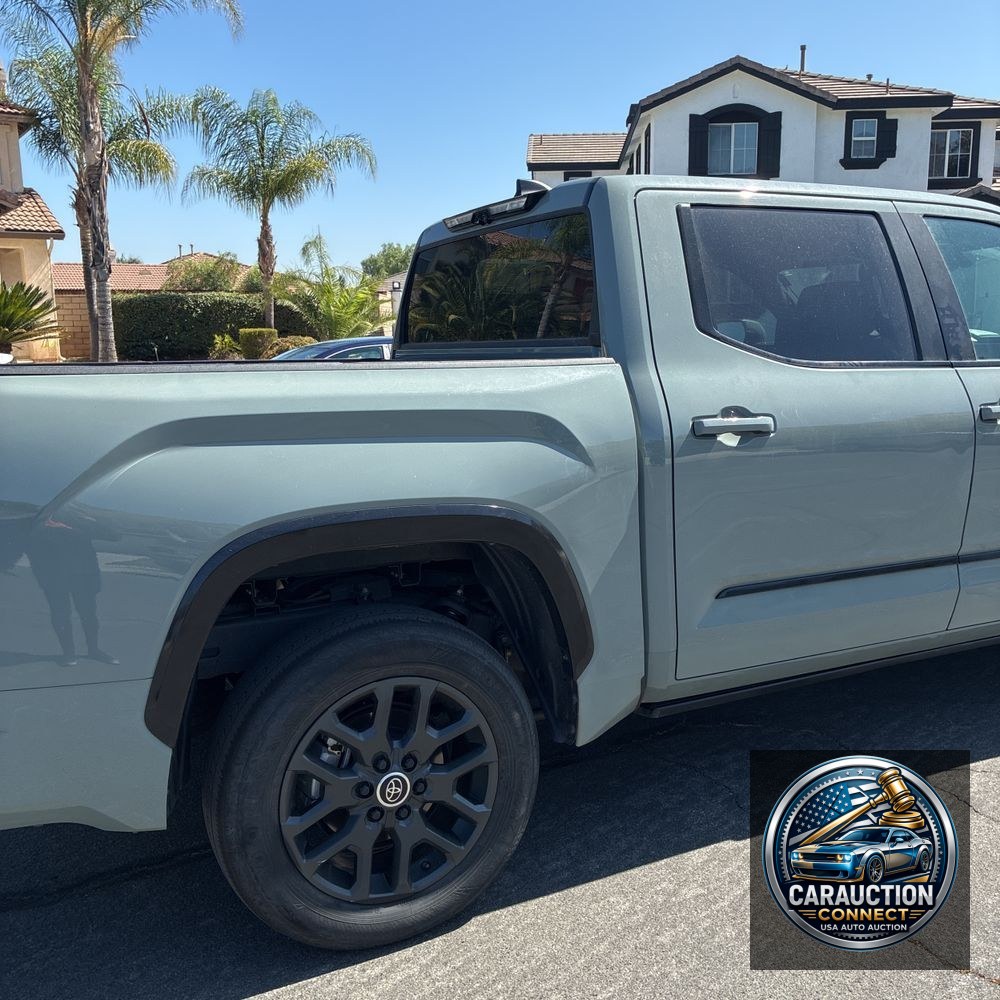 2024 Toyota Tundra Platinum HV