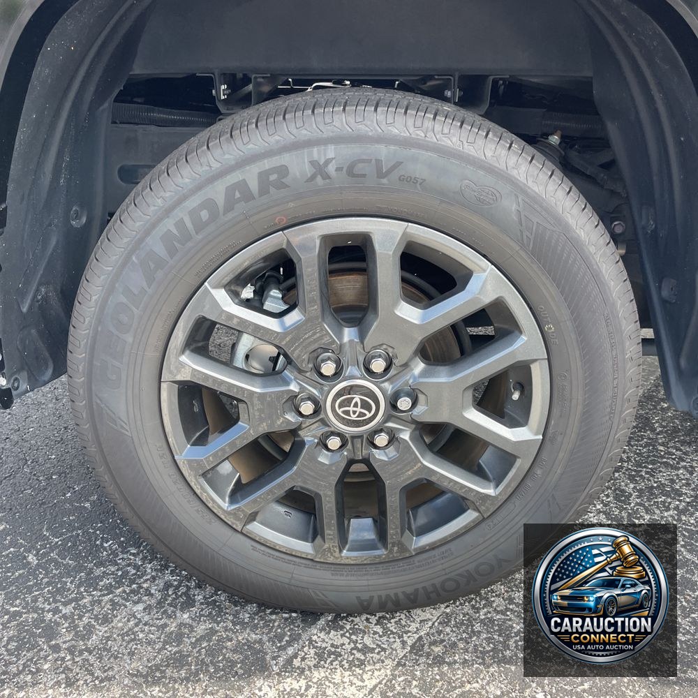 2023 Toyota Tundra Platinum HV