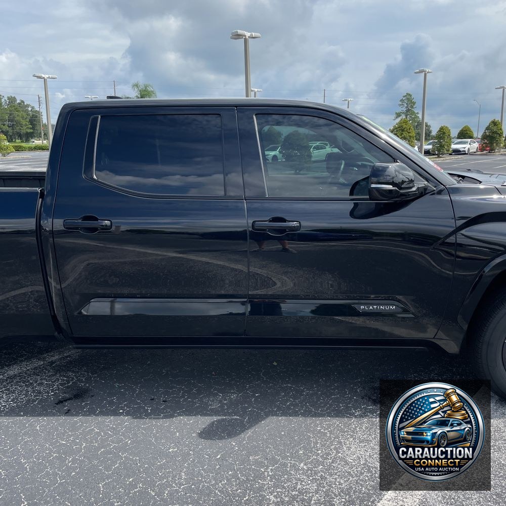 2023 Toyota Tundra Platinum HV