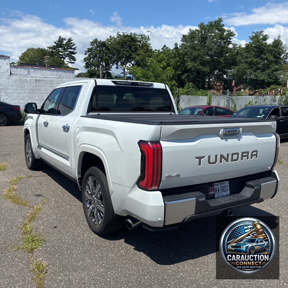 2022 Toyota Tundra Capstone HV