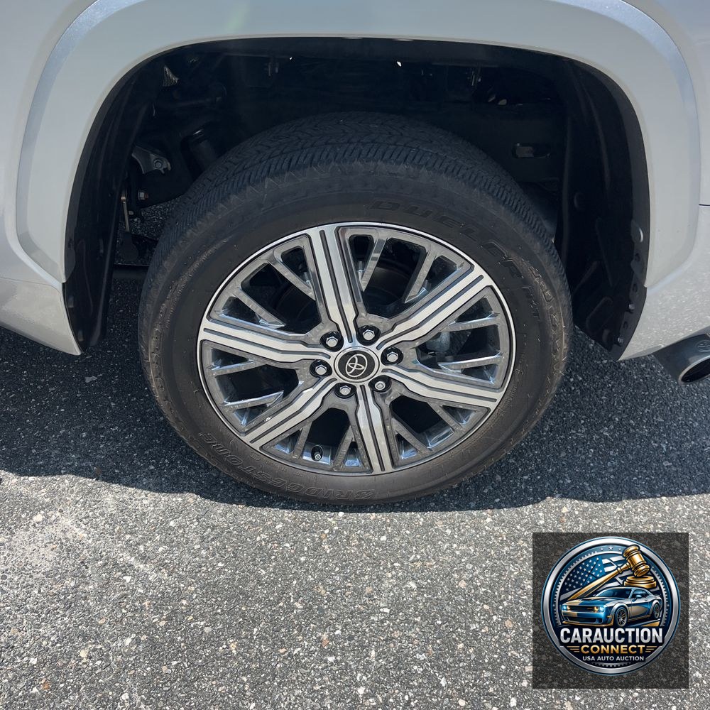 2024 Toyota Tundra Capstone HV
