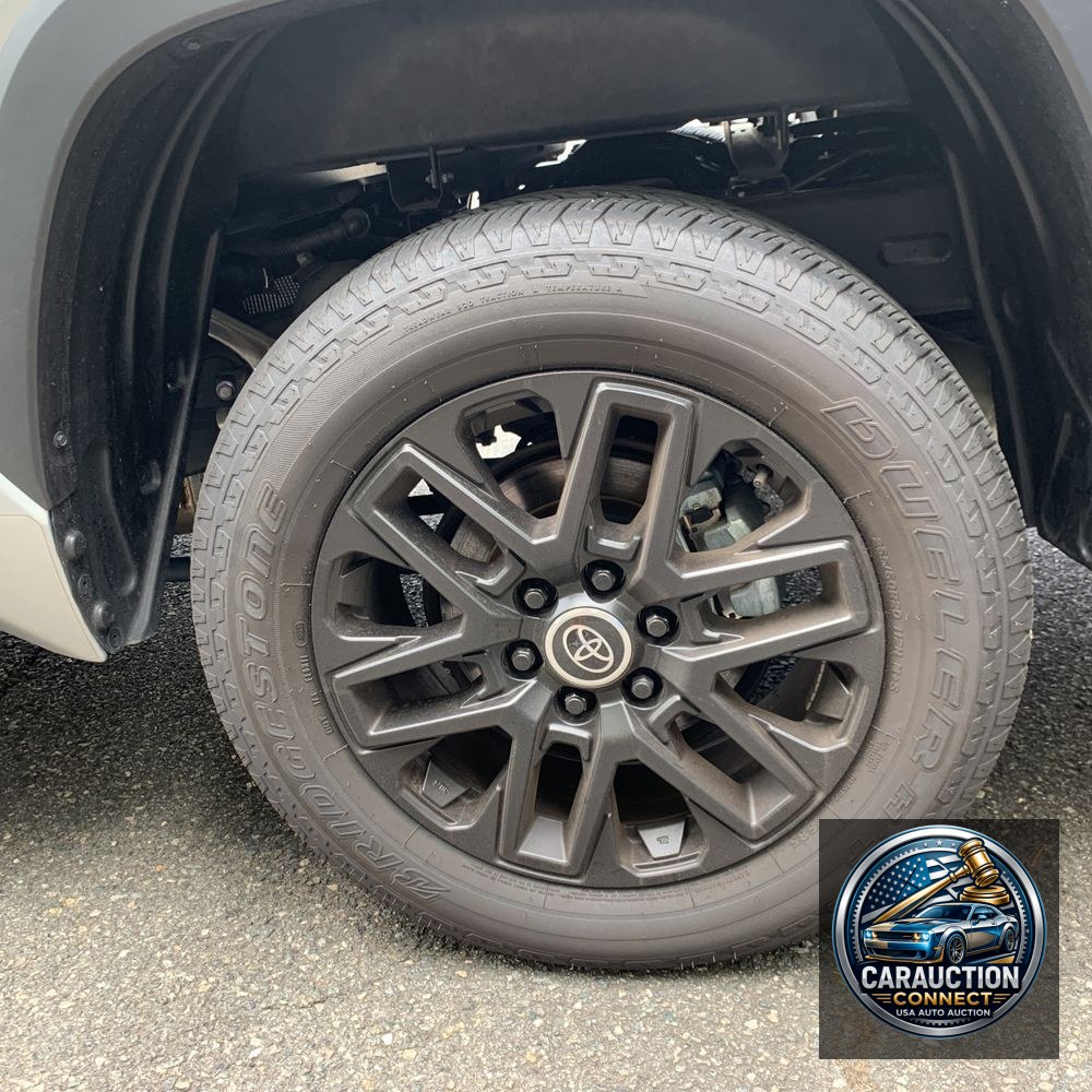 2024 Toyota Tundra Limited HV