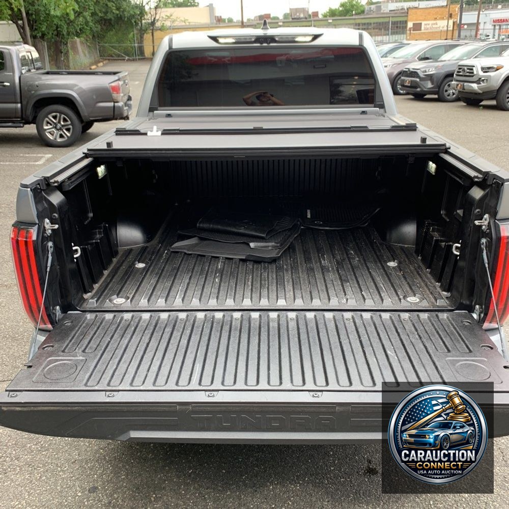 2024 Toyota Tundra Limited HV