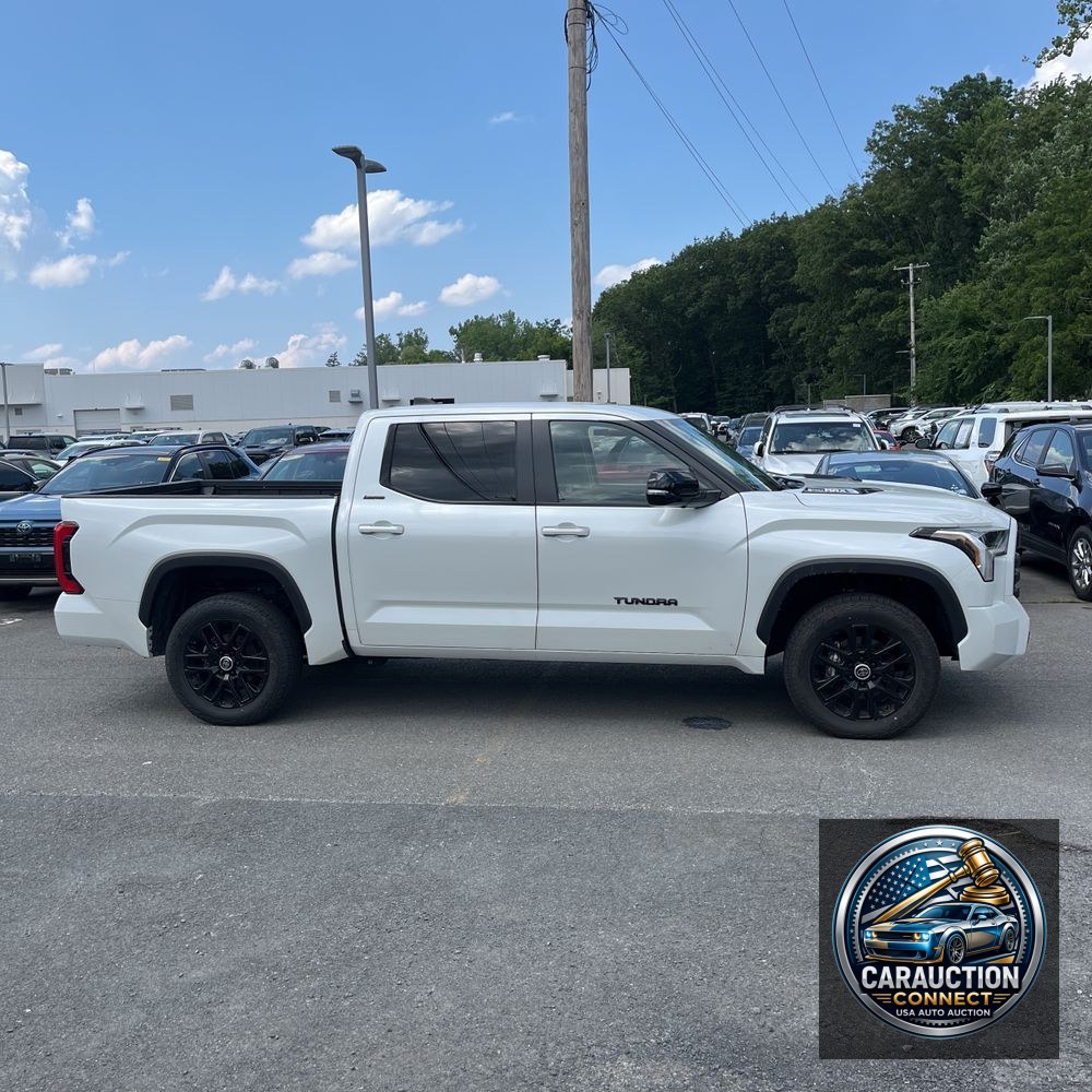 2024 Toyota Tundra Limited HV