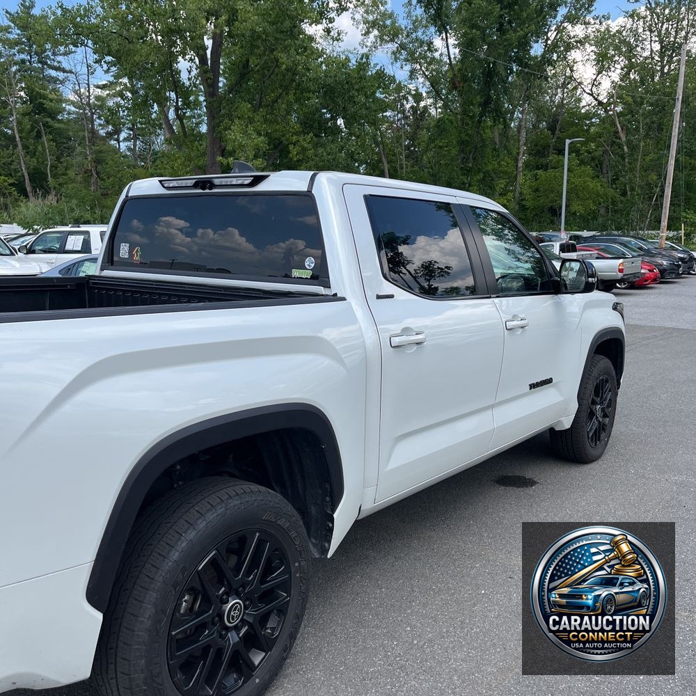 2024 Toyota Tundra Limited HV