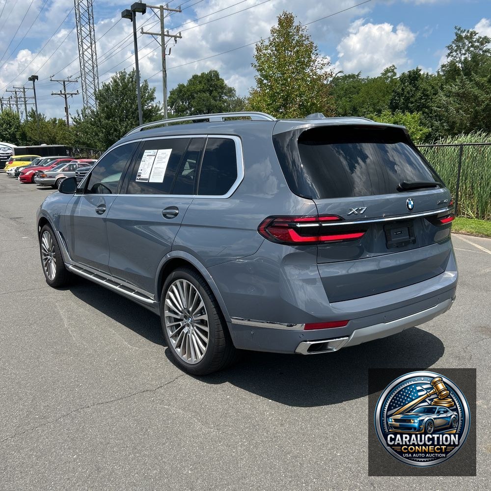 2025 BMW X7 XDrive40i
