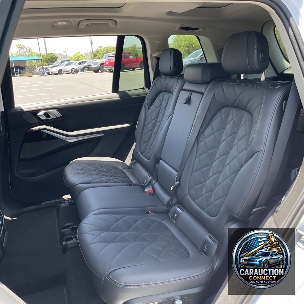 2025 BMW X7 XDrive40i