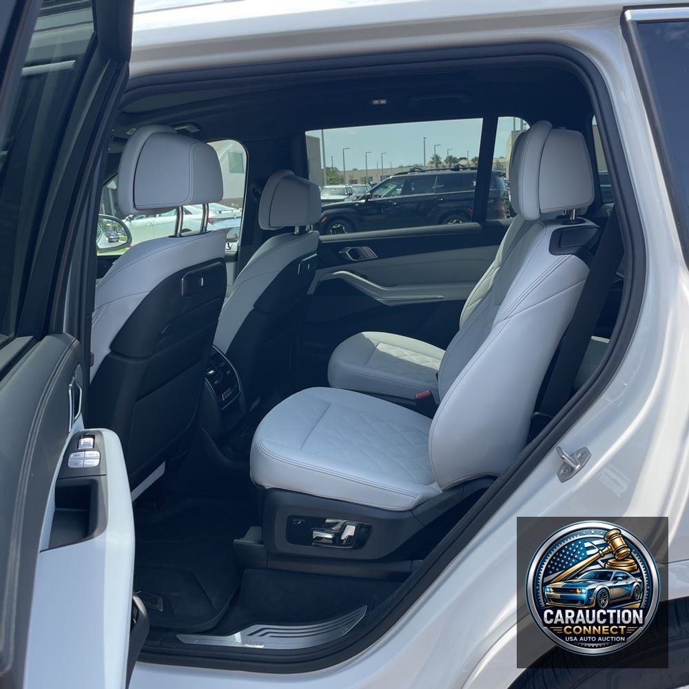 2024 BMW X7 XDrive40i