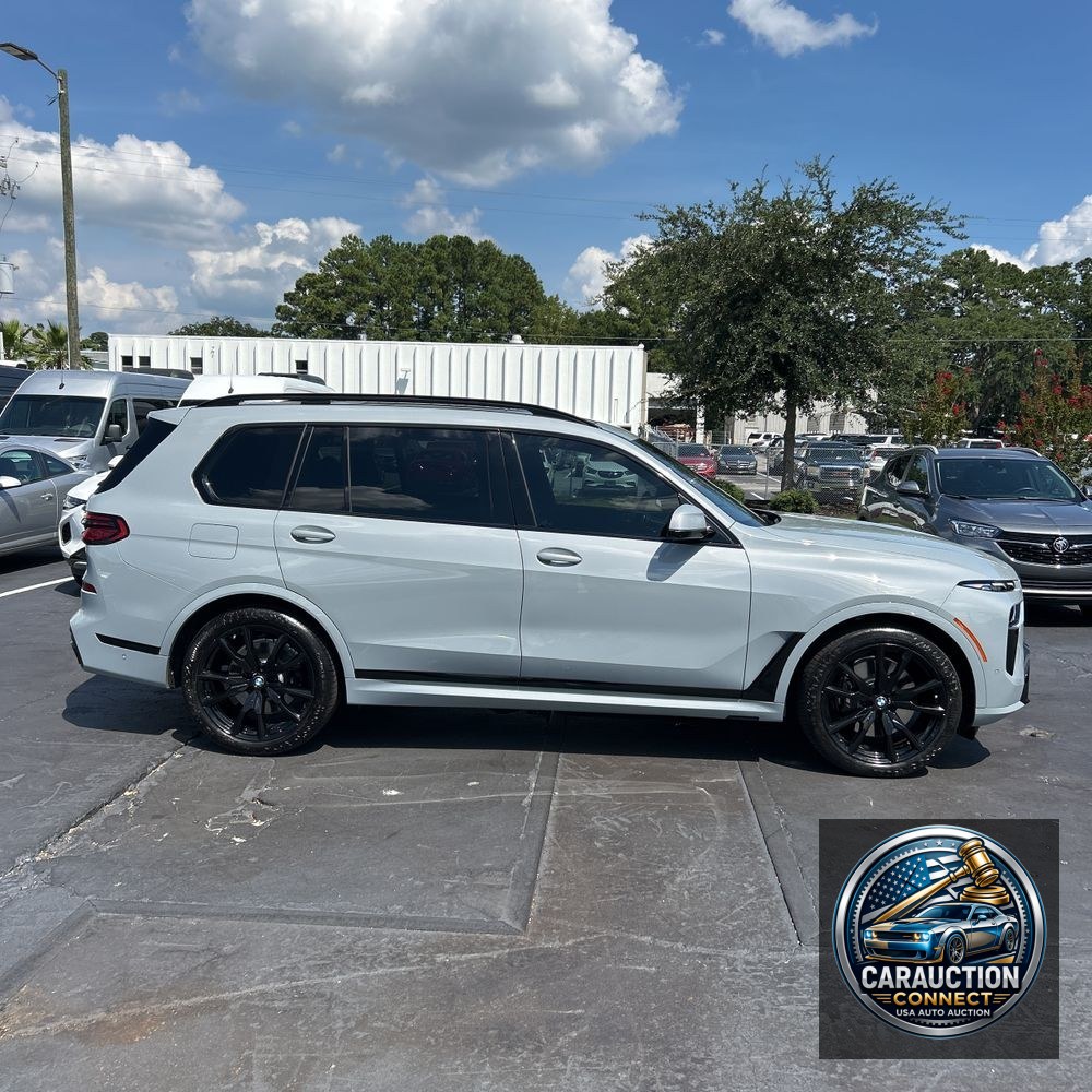2025 BMW X7 XDrive40i