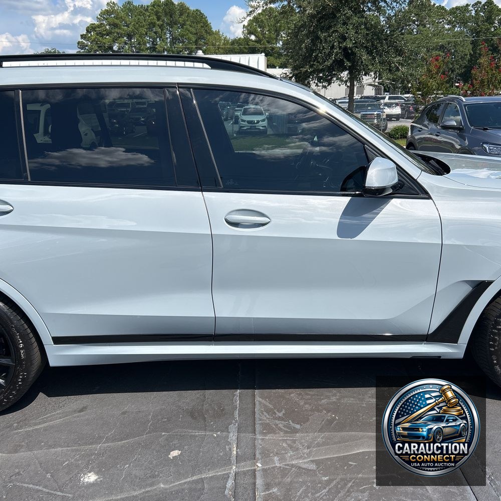 2025 BMW X7 XDrive40i