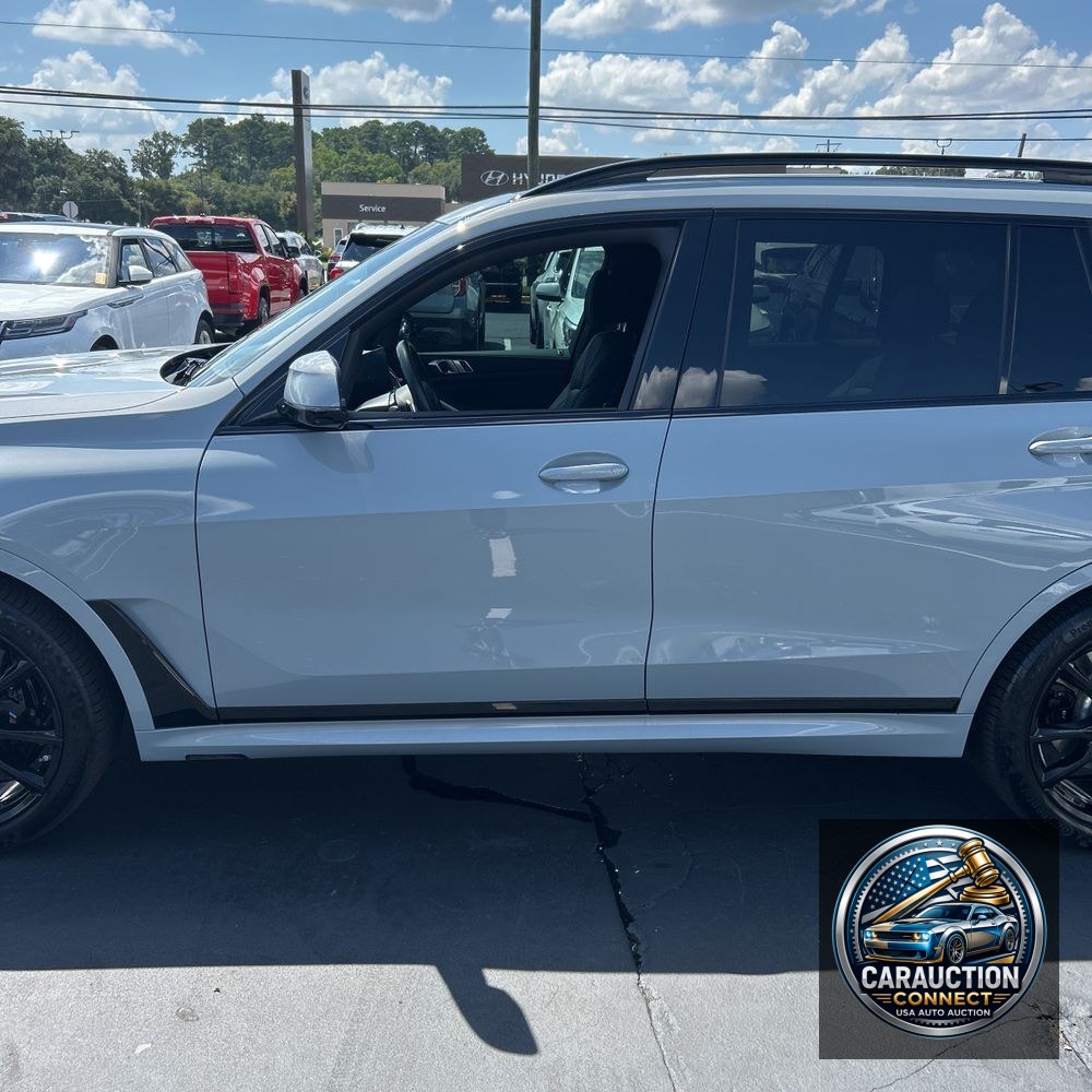 2025 BMW X7 XDrive40i