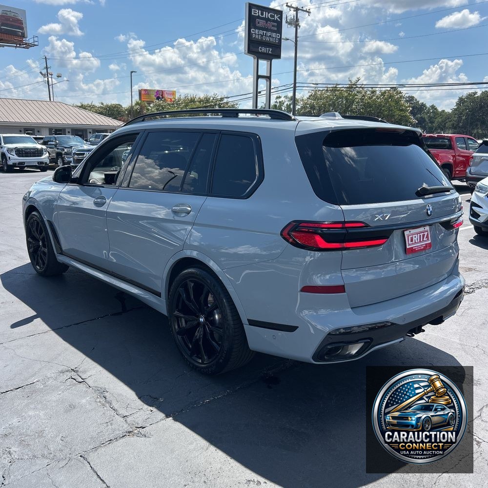 2025 BMW X7 XDrive40i