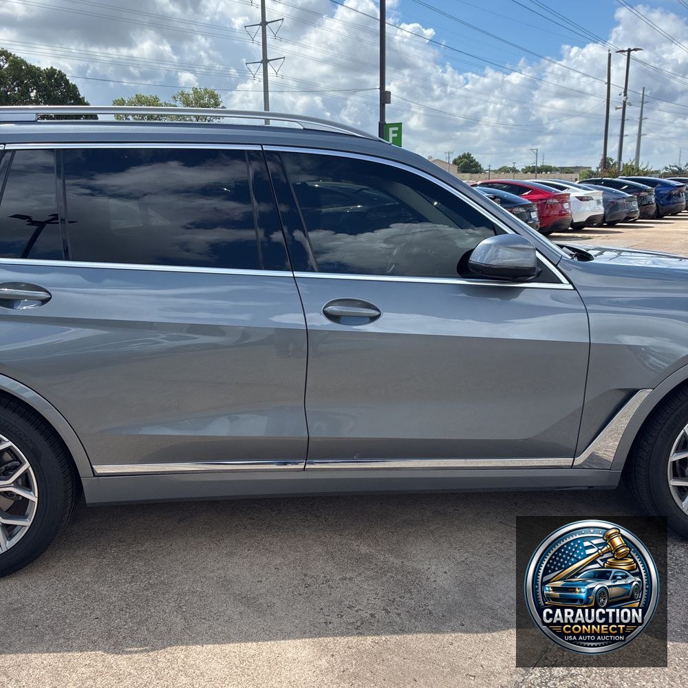 2025 BMW X7 XDrive40i