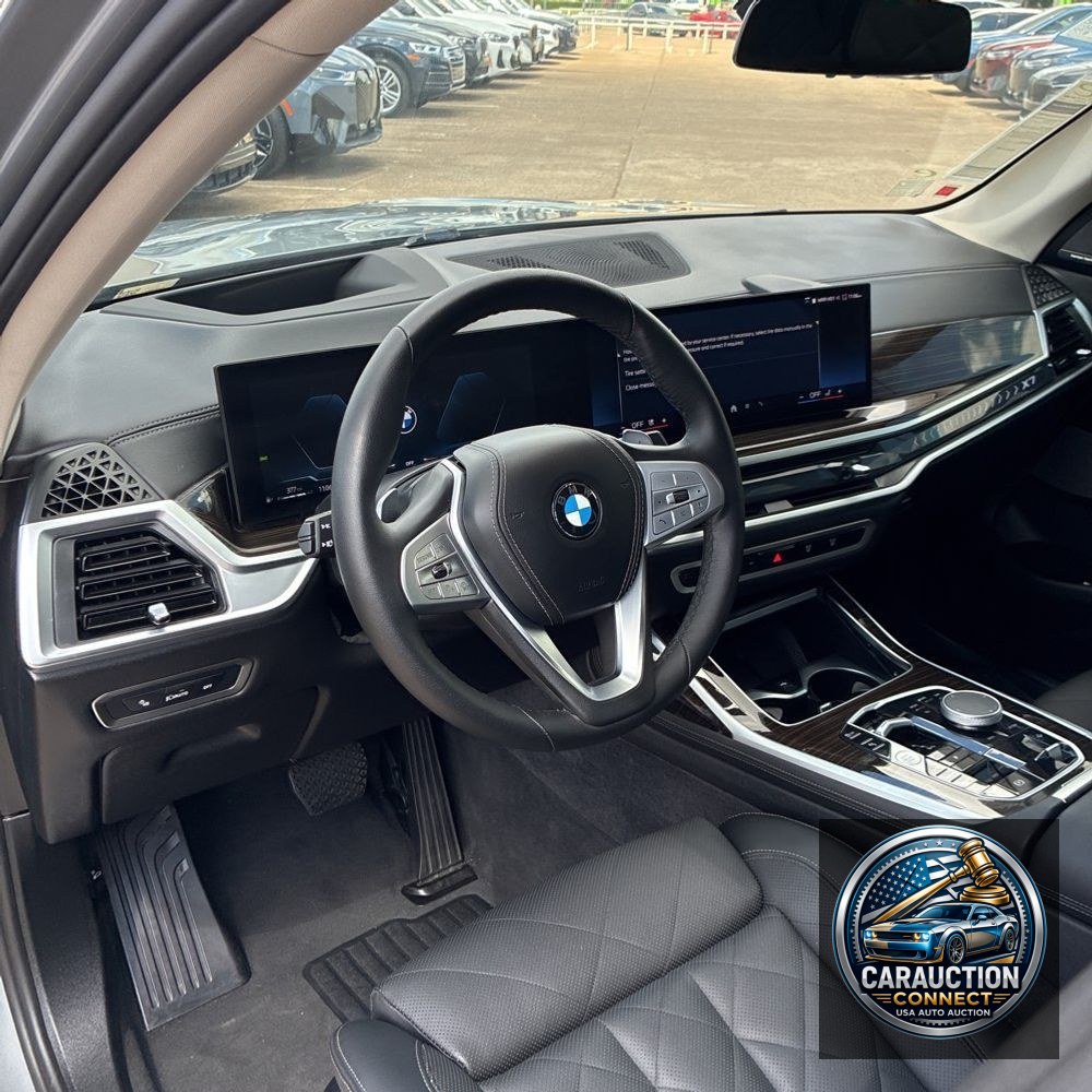 2025 BMW X7 XDrive40i