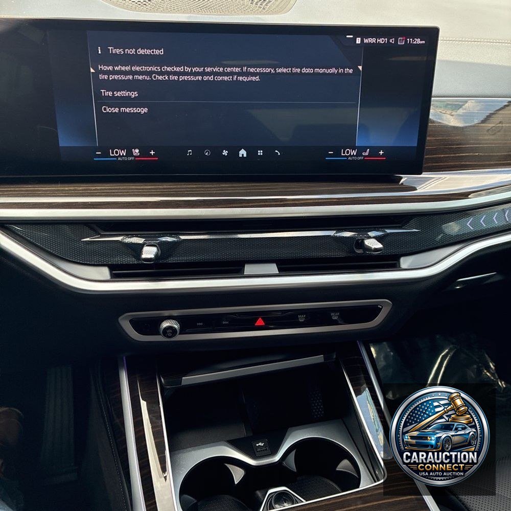 2025 BMW X7 XDrive40i