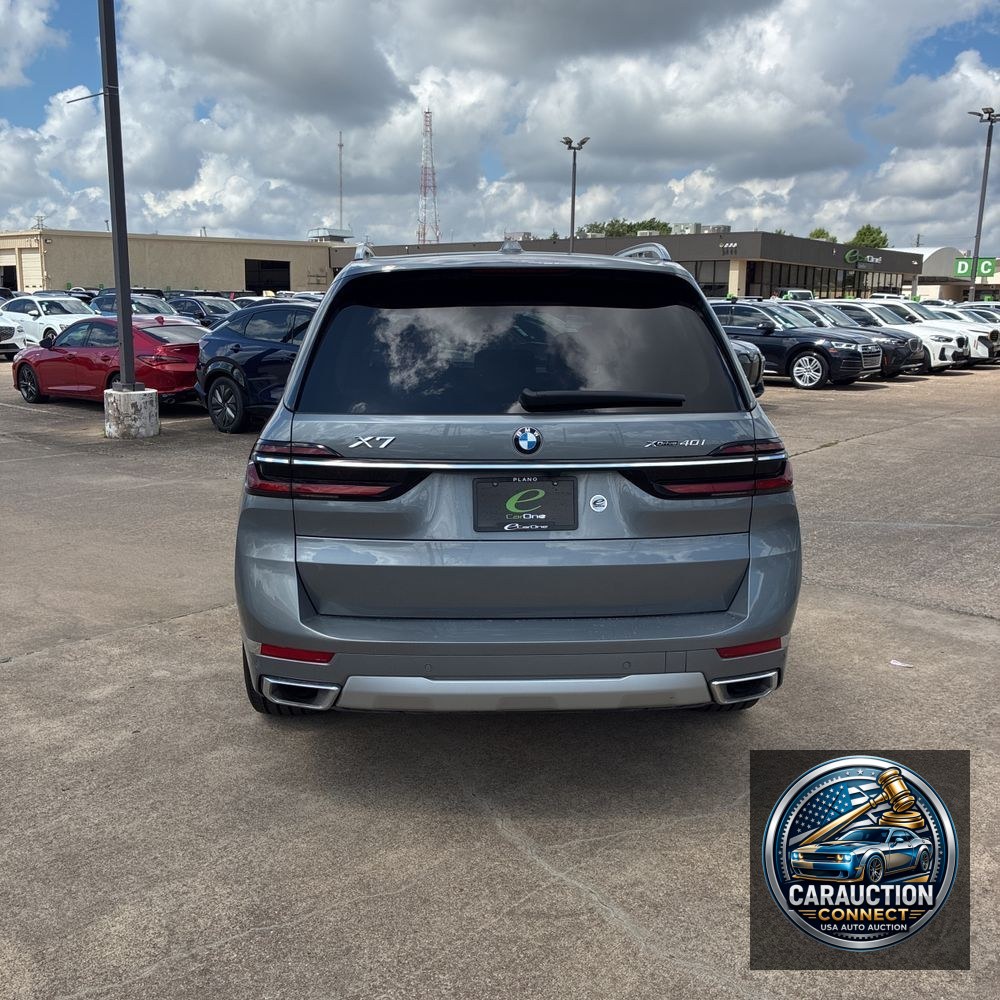 2025 BMW X7 XDrive40i