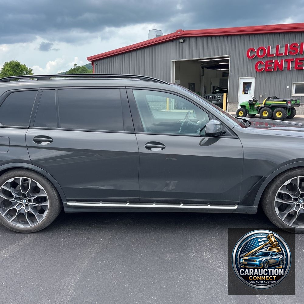 2025 BMW X7 XDrive40i